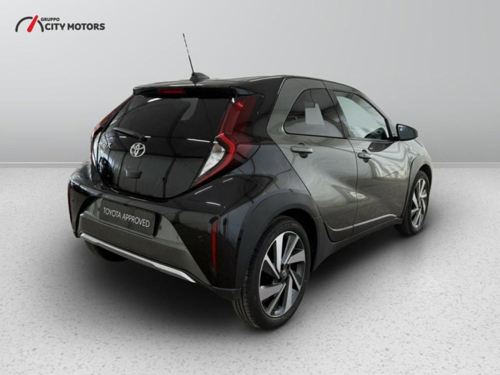 Toyota Aygo X usata a Monza e Brianza (7)