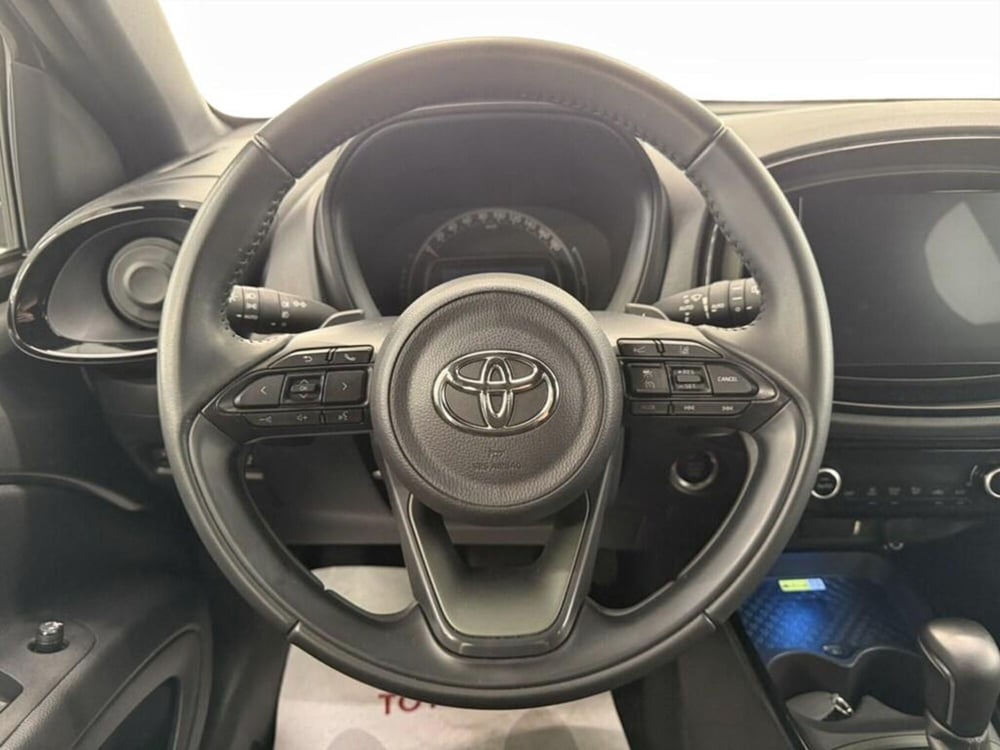 Toyota Aygo X usata a Monza e Brianza (8)