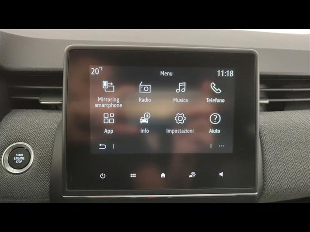 Renault Clio usata a Milano (12)