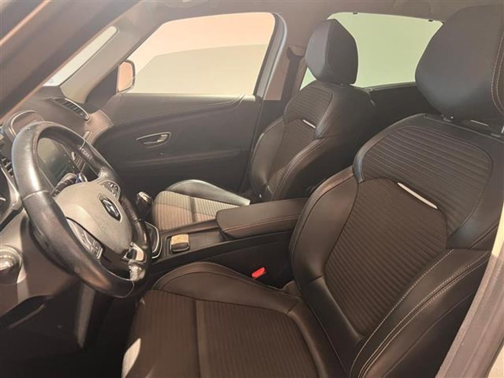 Renault Scenic E-Tech Electric usata a Ragusa (11)