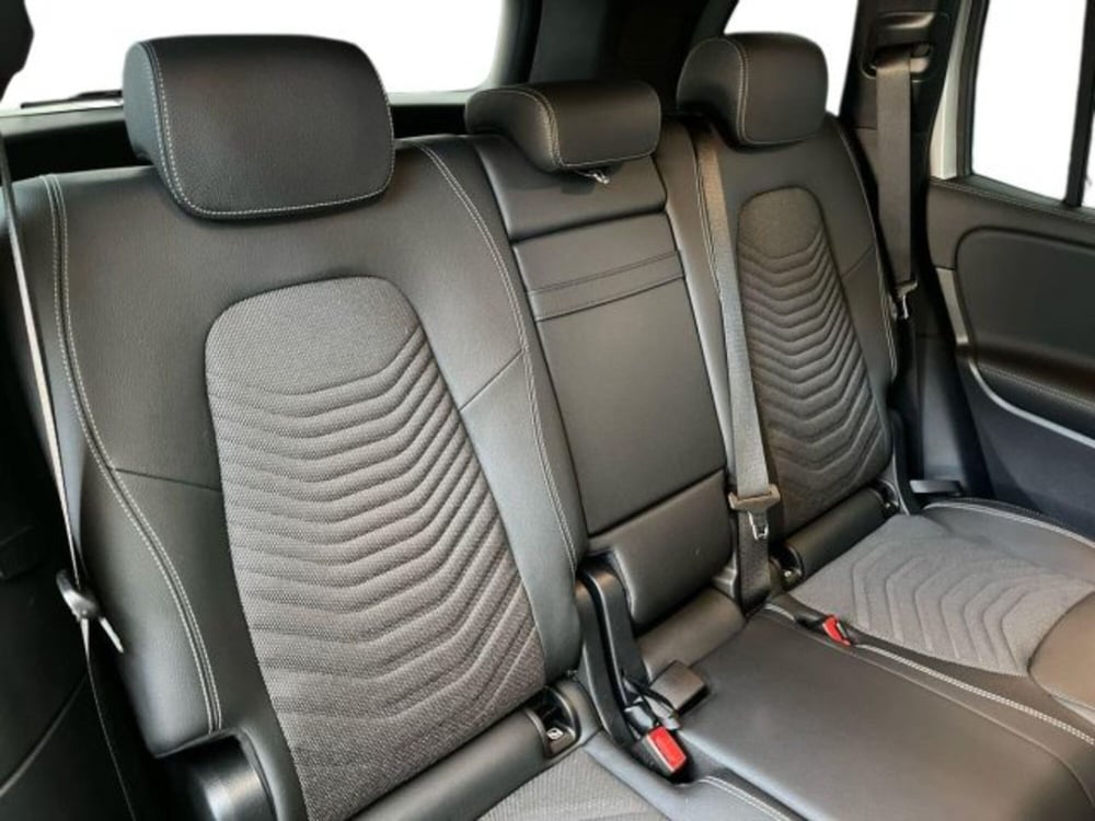 Mercedes-Benz EQB usata a Verona (15)