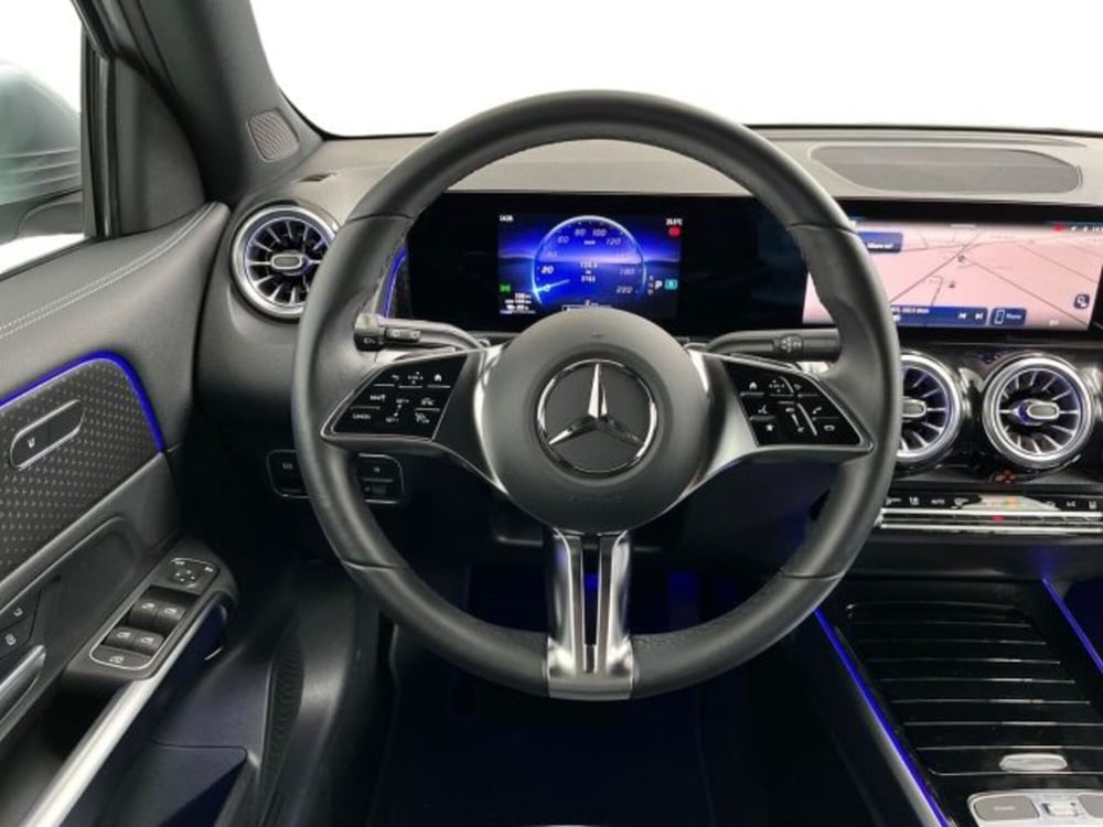 Mercedes-Benz EQB usata a Verona (11)