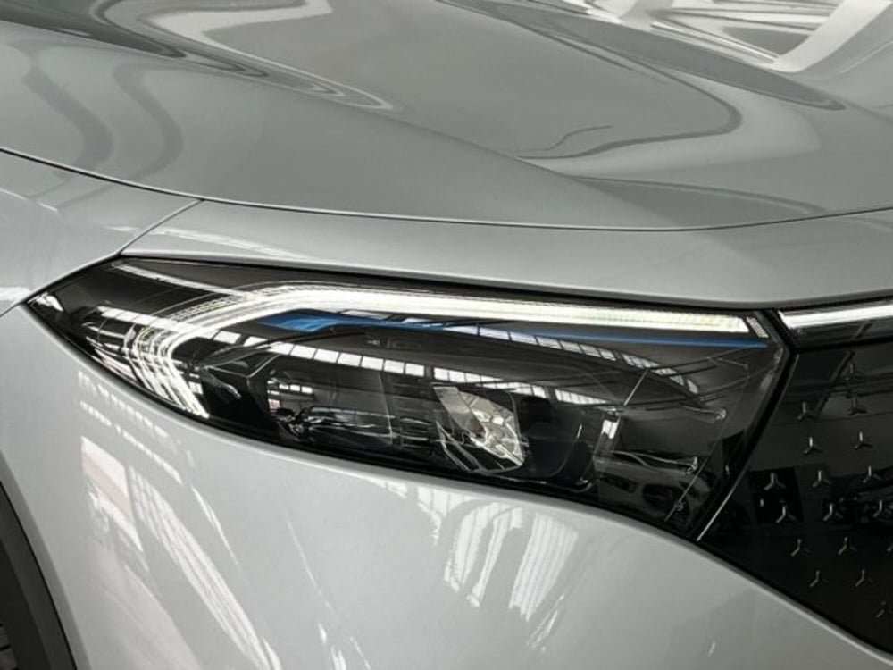 Mercedes-Benz EQB usata a Verona (17)