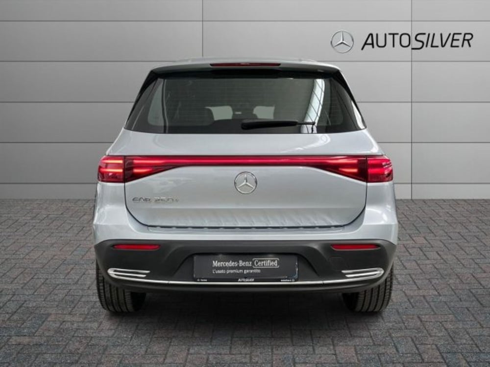 Mercedes-Benz EQB usata a Verona (4)