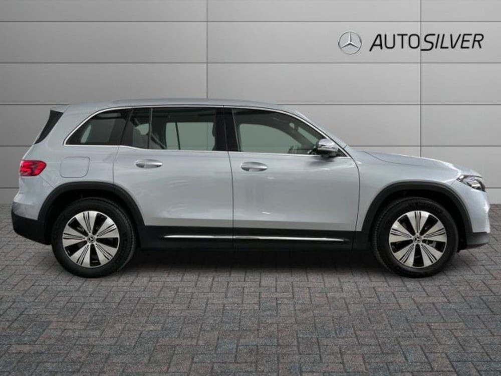Mercedes-Benz EQB usata a Verona (5)