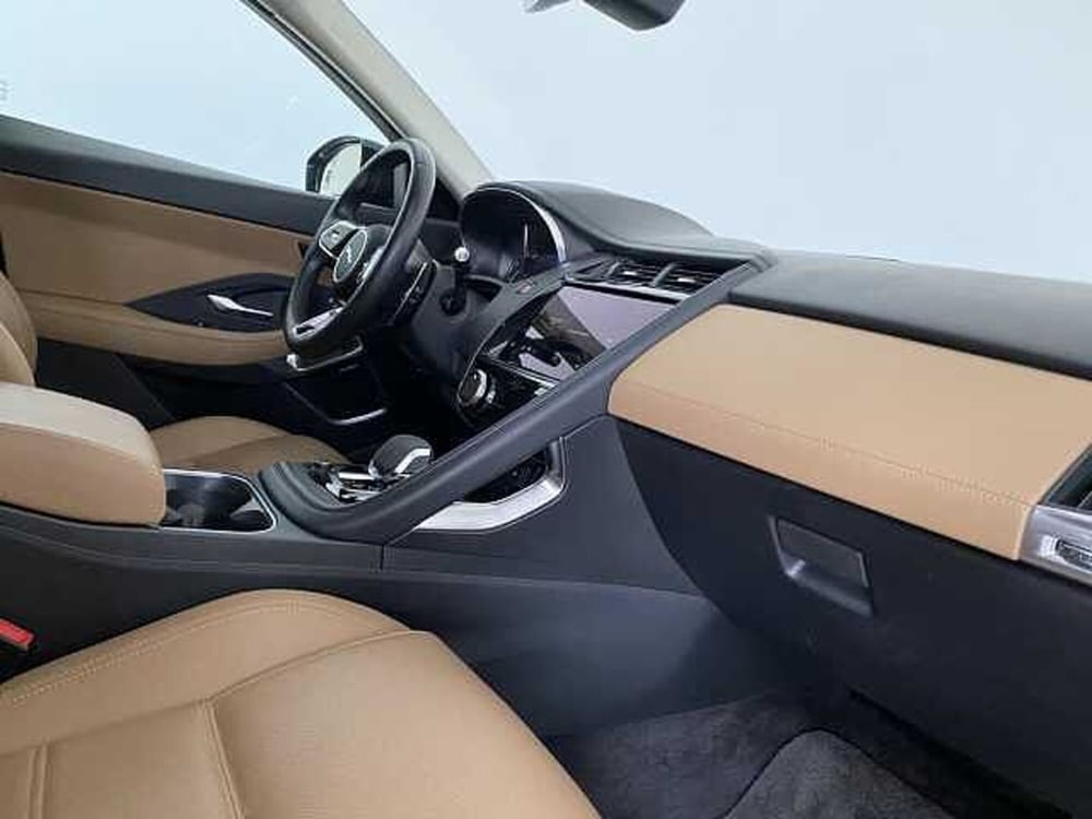 Jaguar E-Pace usata a Barletta-Andria-Trani (19)