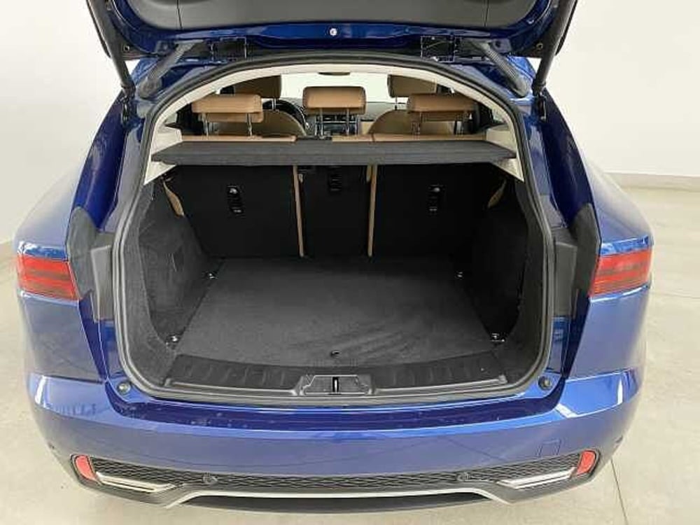 Jaguar E-Pace usata a Barletta-Andria-Trani (5)