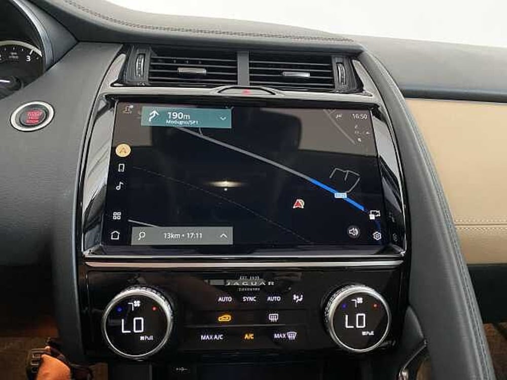 Jaguar E-Pace usata a Barletta-Andria-Trani (8)