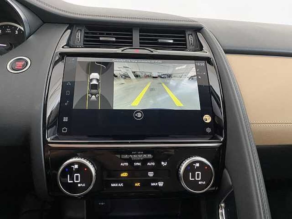 Jaguar E-Pace usata a Barletta-Andria-Trani (9)