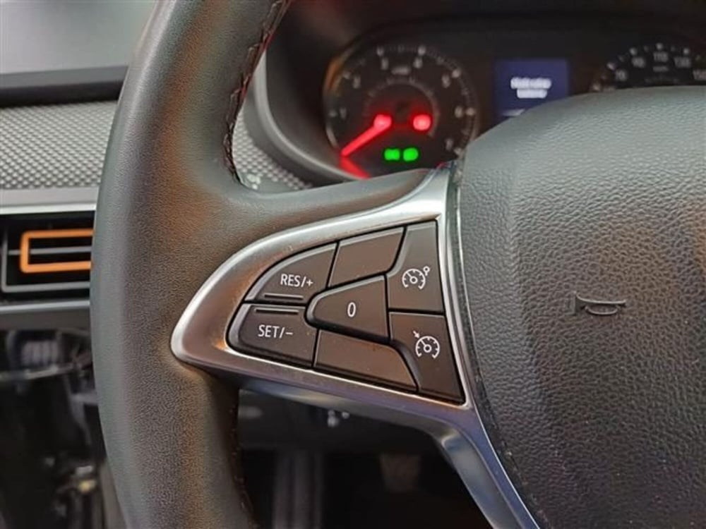 Dacia Sandero usata a Cremona (15)