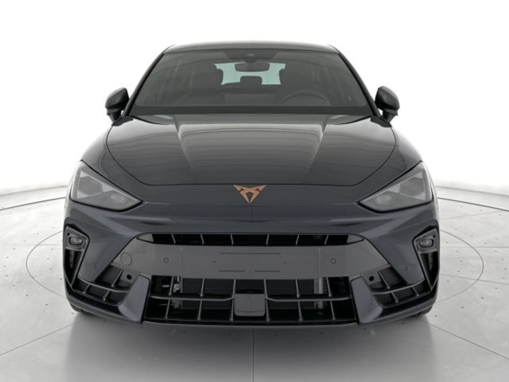 Cupra Leon nuova a Vicenza (2)