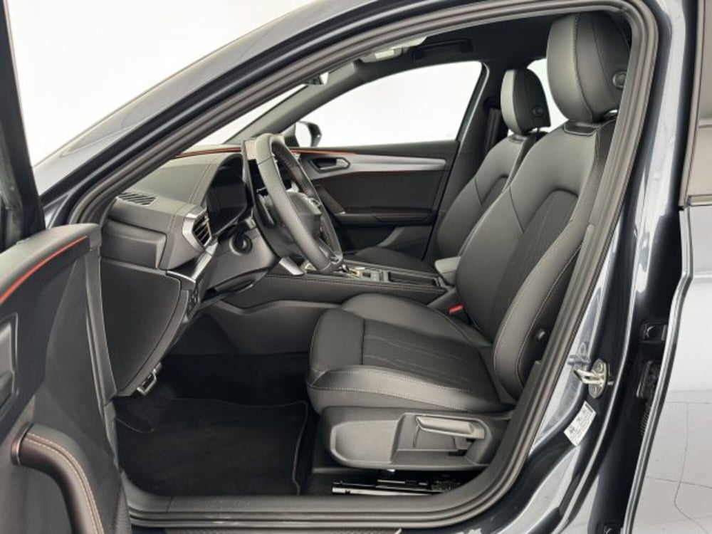 Cupra Leon nuova a Vicenza (7)
