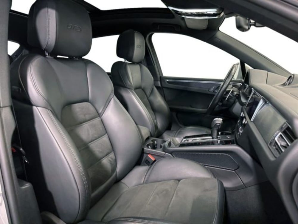 Porsche Macan usata a Modena (20)