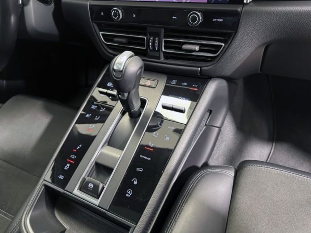 Porsche Macan usata a Modena (9)