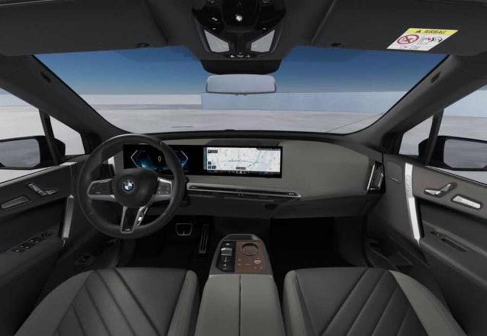 BMW iX nuova a Modena (11)