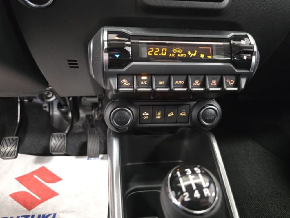 Suzuki Ignis nuova a Reggio Emilia (16)
