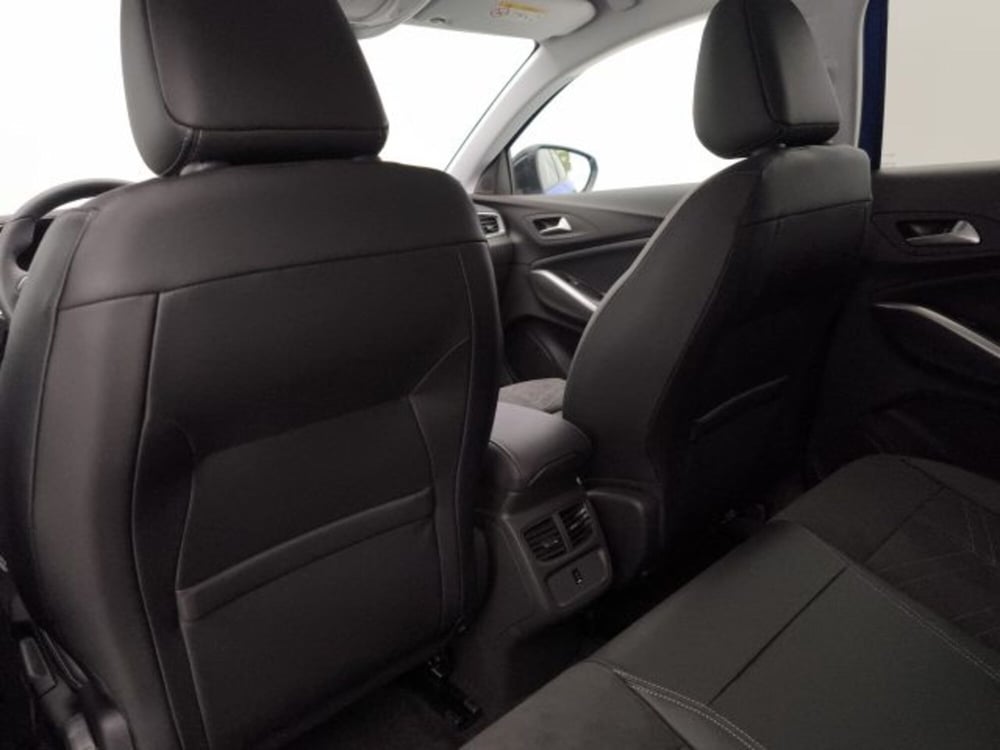 Opel Grandland X nuova a Torino (16)