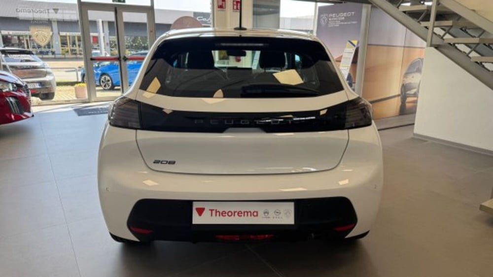 Peugeot 208 nuova a Torino (4)