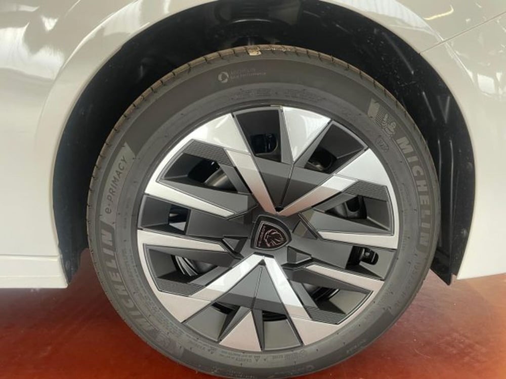 Peugeot 208 nuova a Torino (9)