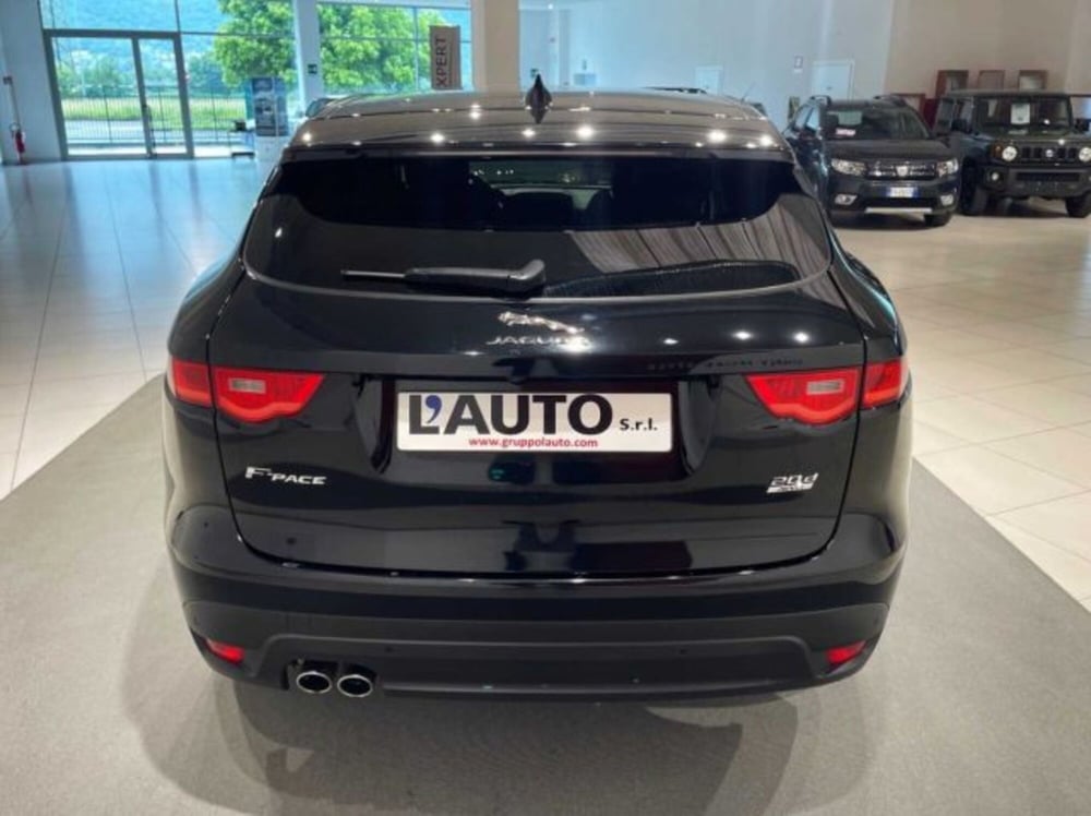 Jaguar F-Pace usata a Sondrio (4)
