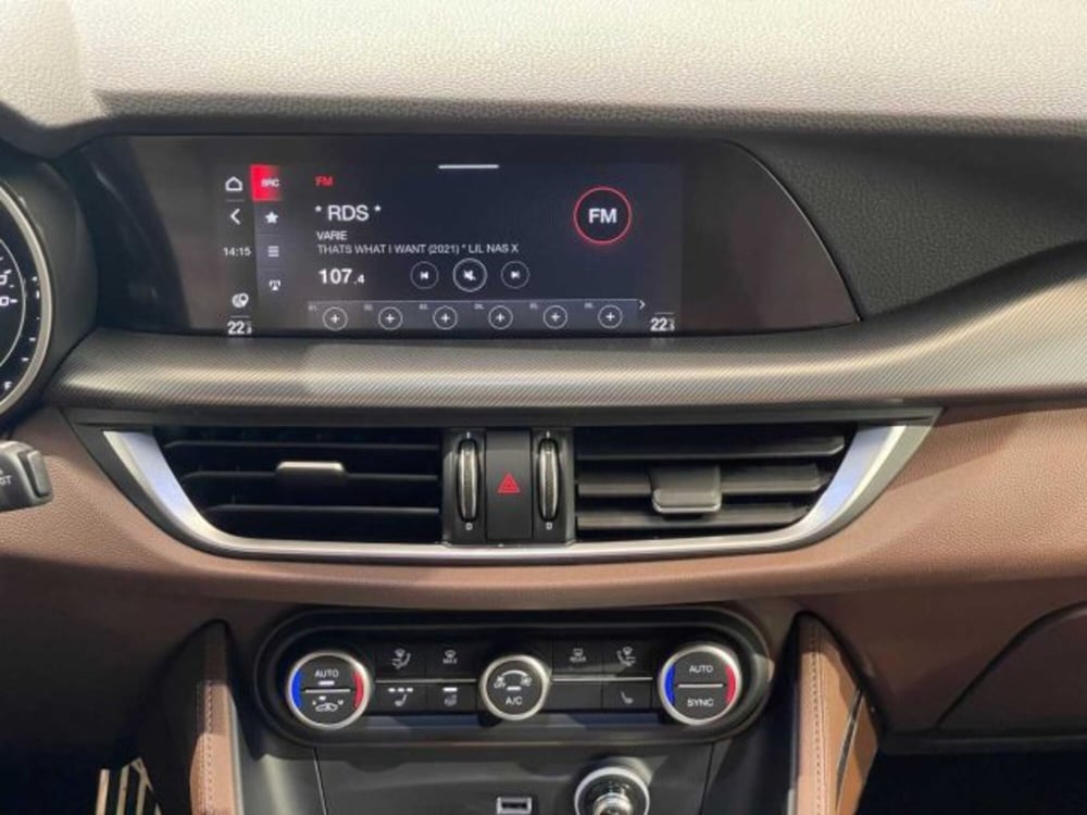 Alfa Romeo Stelvio usata a Sondrio (11)