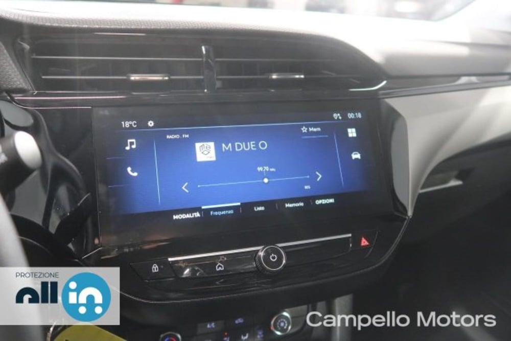 Opel Corsa nuova a Venezia (10)