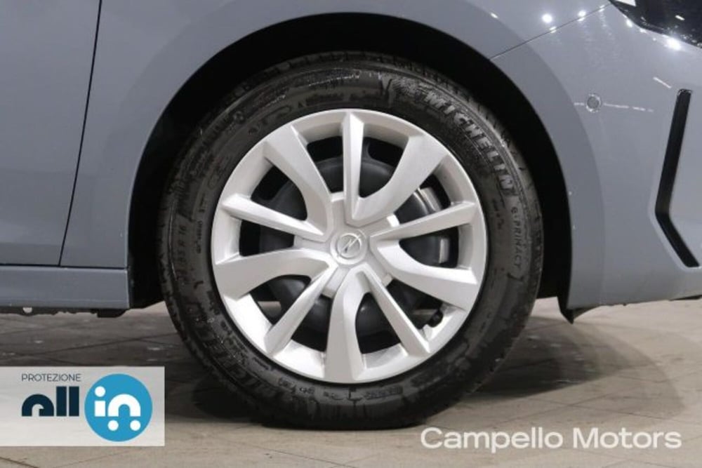 Opel Corsa nuova a Venezia (18)