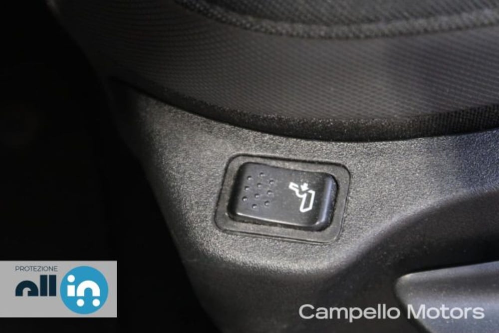 Jeep Renegade usata a Venezia (15)