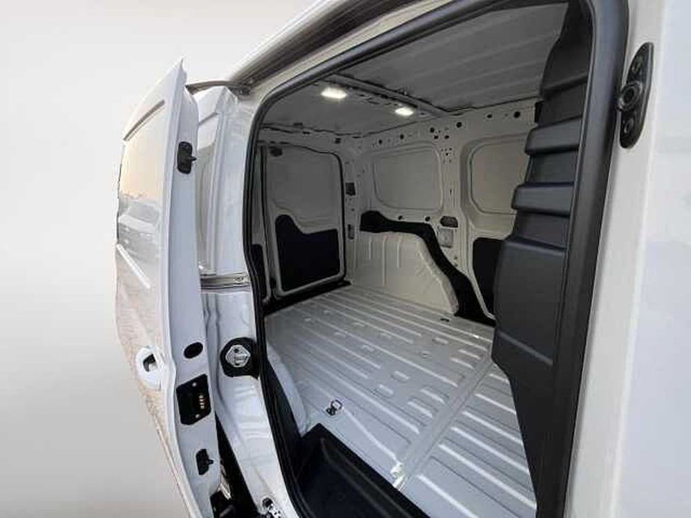 Volkswagen Veicoli Commerciali Caddy Furgone nuova a Lecco (9)