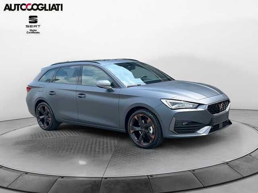 Cupra Leon nuova a Lecco (3)