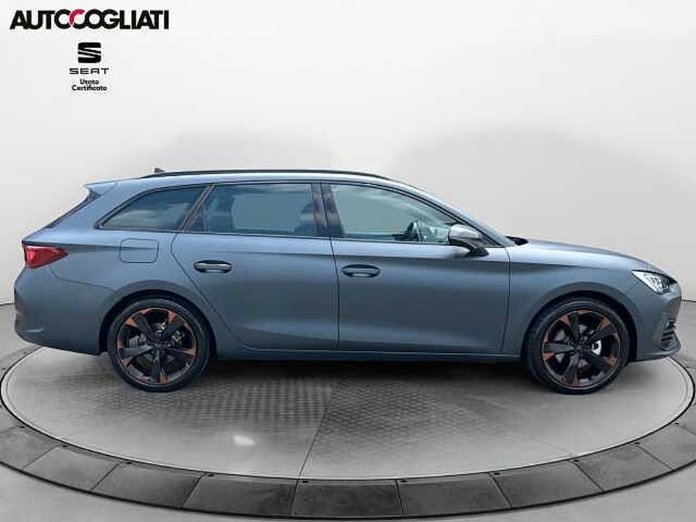 Cupra Leon nuova a Lecco (5)