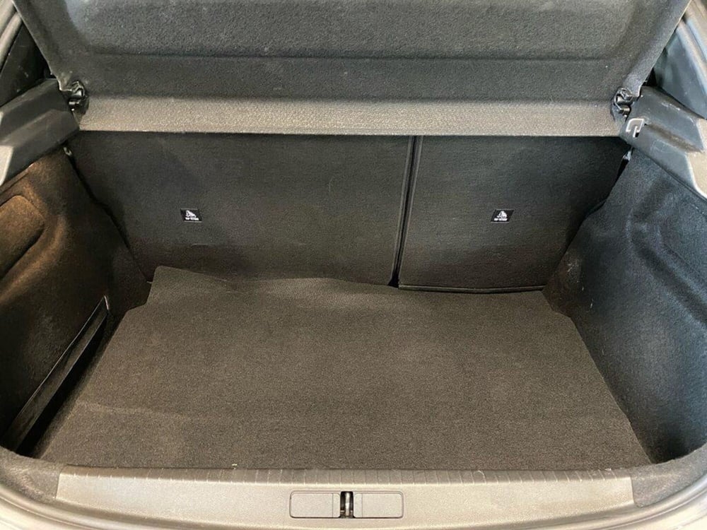 Peugeot 208 usata a Torino (9)