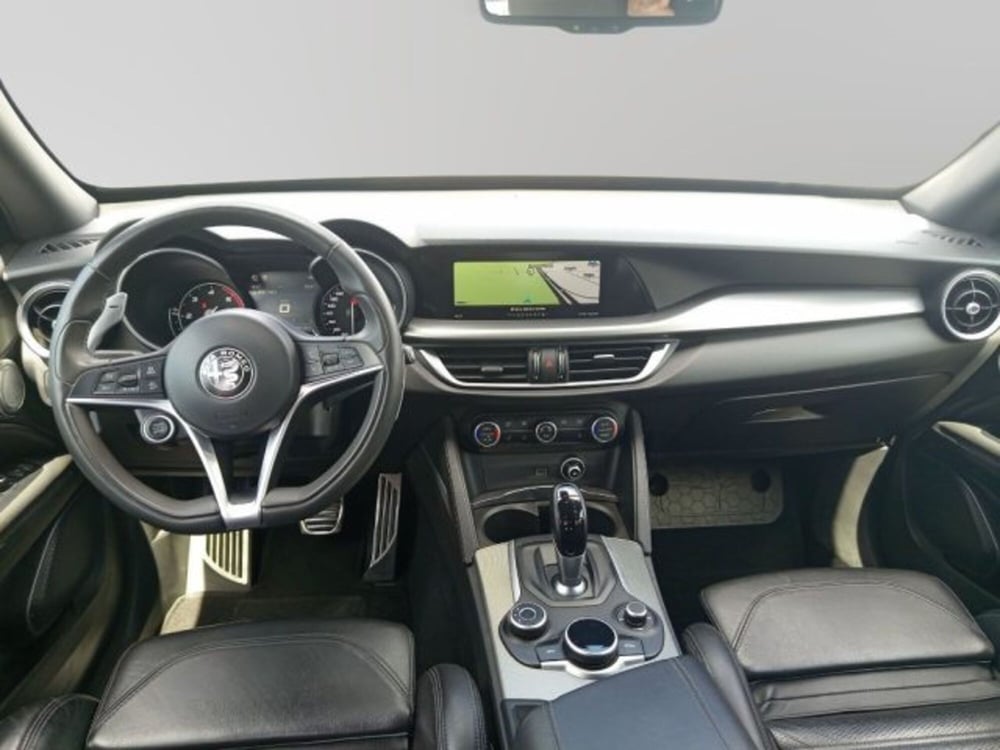 Alfa Romeo Stelvio usata a Frosinone (20)