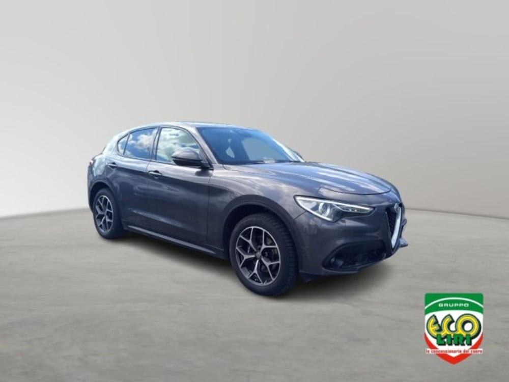 Alfa Romeo Stelvio usata a Frosinone (8)