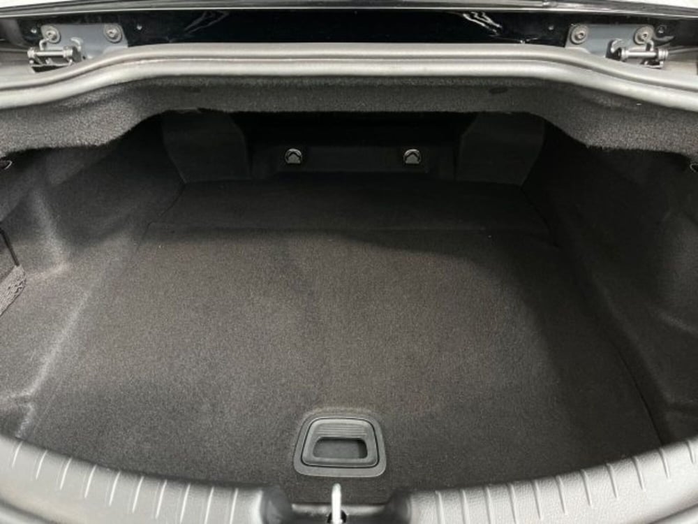 Mercedes-Benz CLE Cabrio usata a Verona (13)