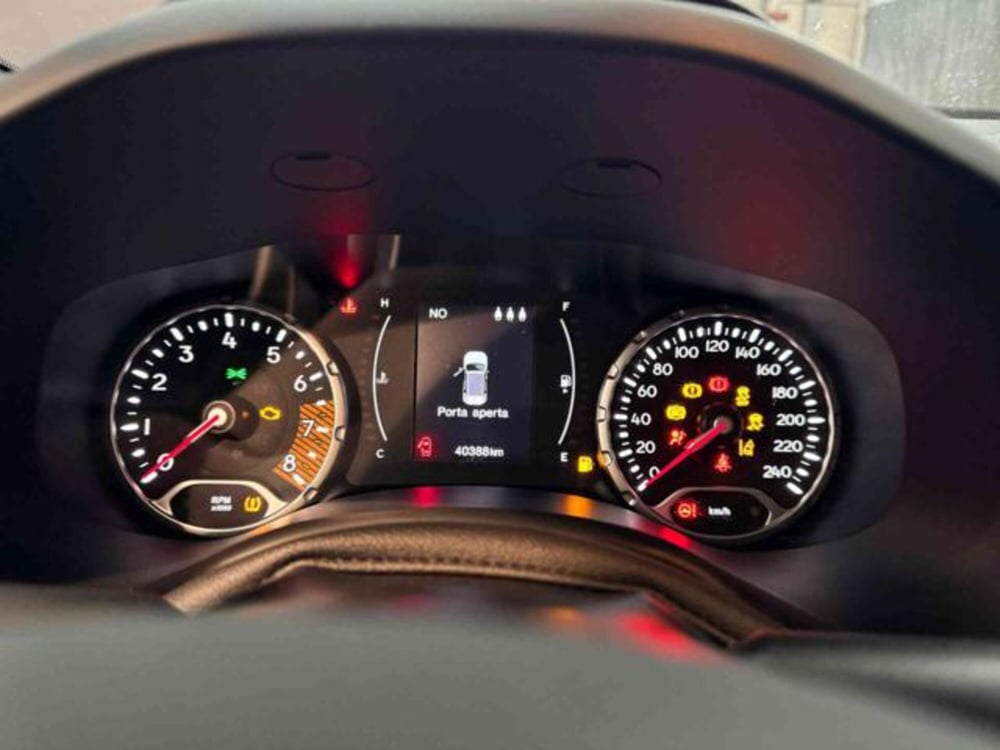 Jeep Renegade usata a Vercelli (12)