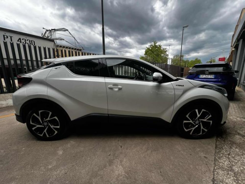 Toyota Toyota C-HR usata a Sassari (5)
