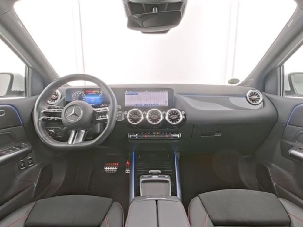 Mercedes-Benz Classe B usata a Milano (4)