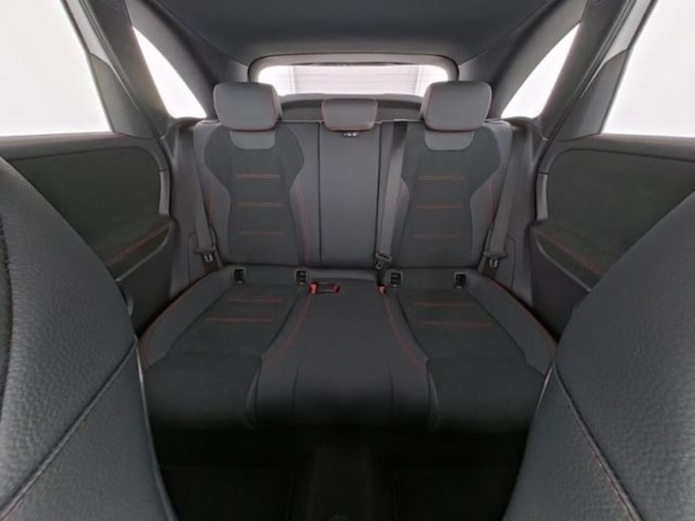 Mercedes-Benz Classe B usata a Milano (5)