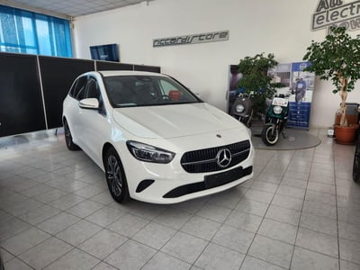 Mercedes-Benz Classe B 250 e Automatic EQ-Power Sport Plus del 2023 usata a Abbiategrasso