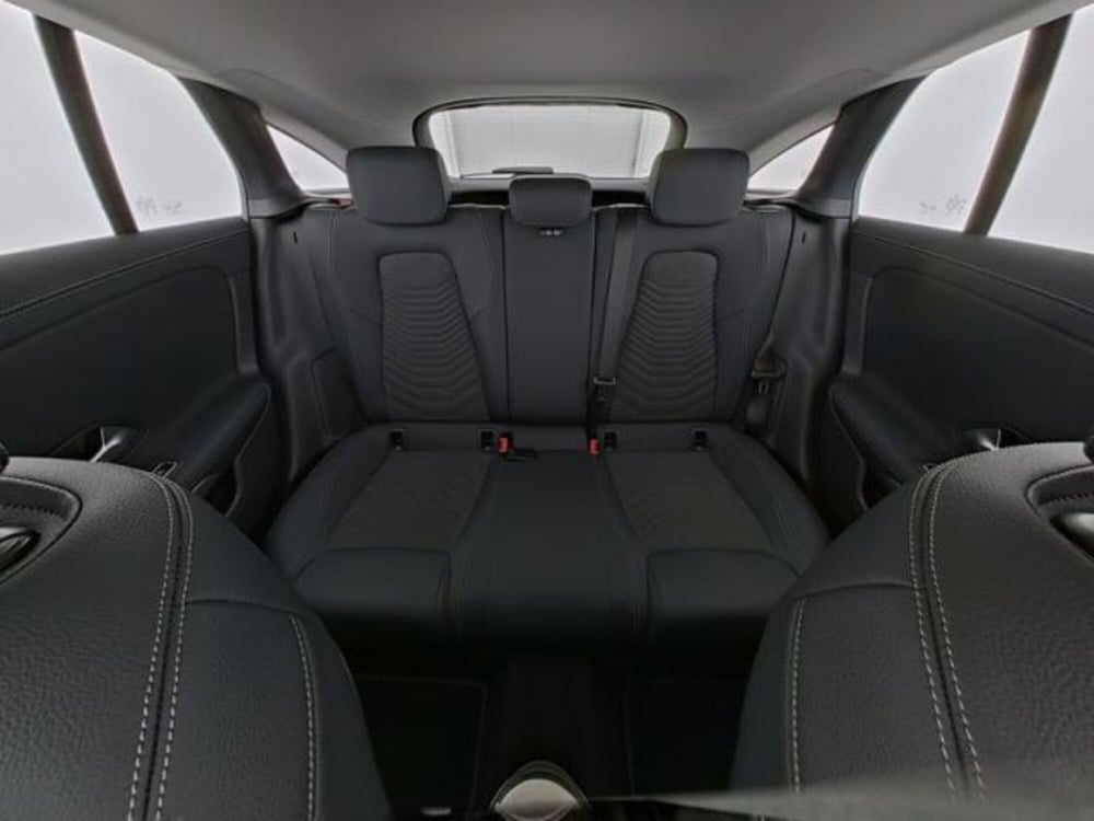 Mercedes-Benz CLA Shooting Brake usata a Milano (5)