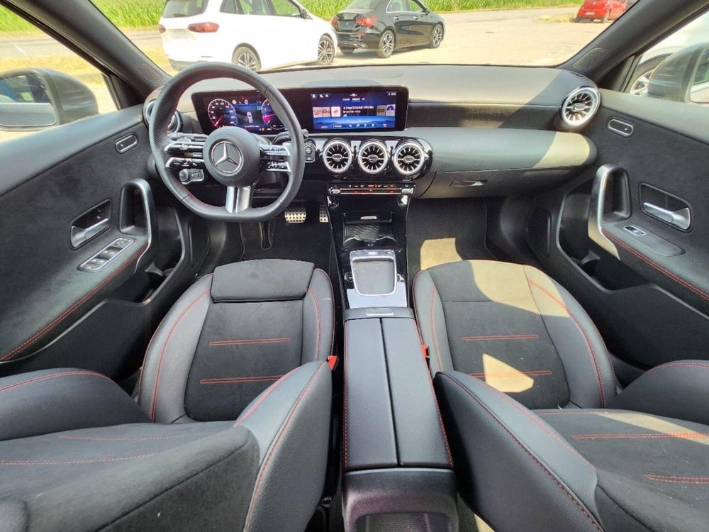 Mercedes-Benz Classe A usata a Milano (11)