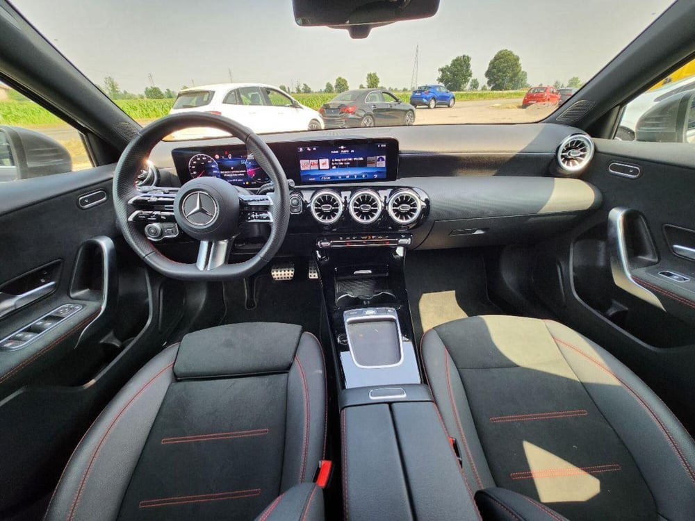 Mercedes-Benz Classe A usata a Milano (12)