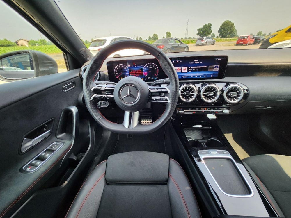 Mercedes-Benz Classe A usata a Milano (13)
