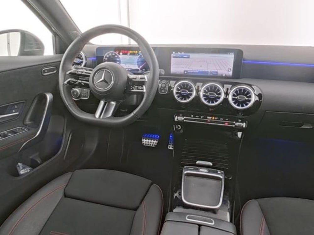 Mercedes-Benz Classe A usata a Milano (6)