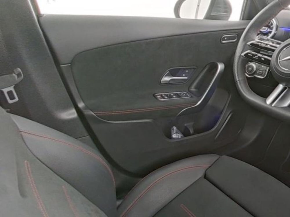Mercedes-Benz Classe A usata a Milano (7)