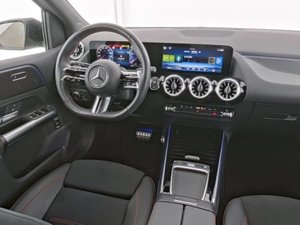 Mercedes-Benz Classe B usata a Milano (6)