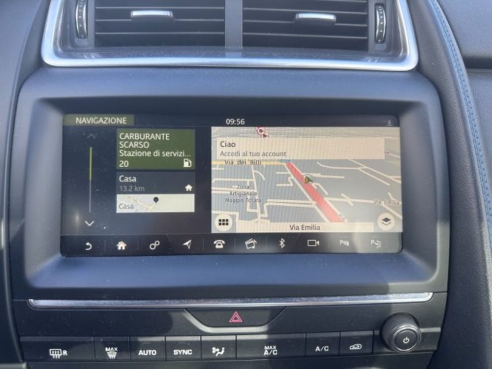 Jaguar E-Pace usata a Lodi (13)