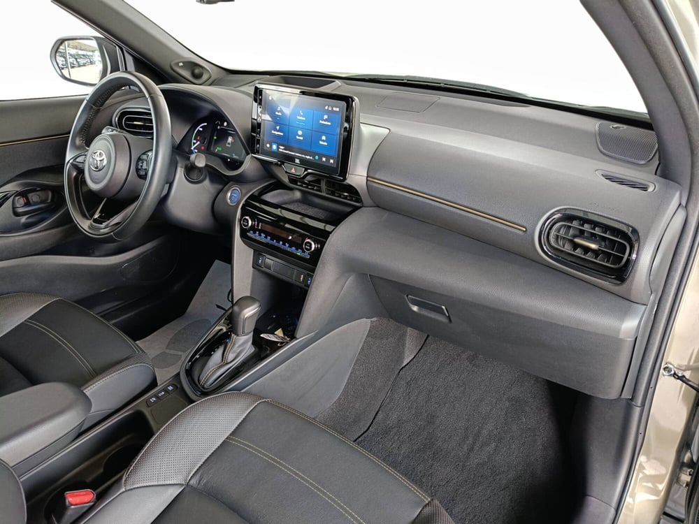 Toyota Yaris Cross usata a Ascoli Piceno (10)