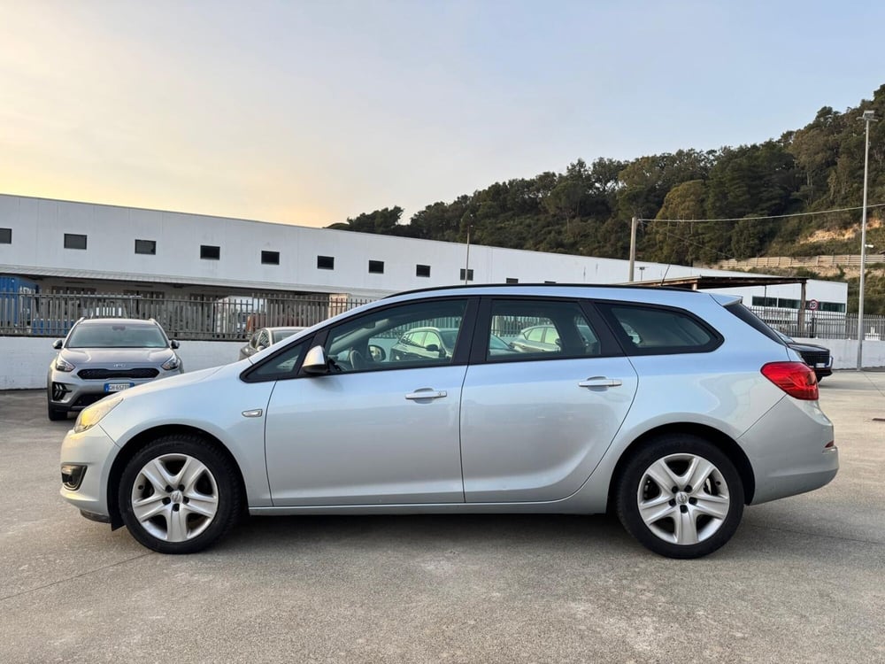 Opel Astra Station Wagon usata a Cosenza (8)